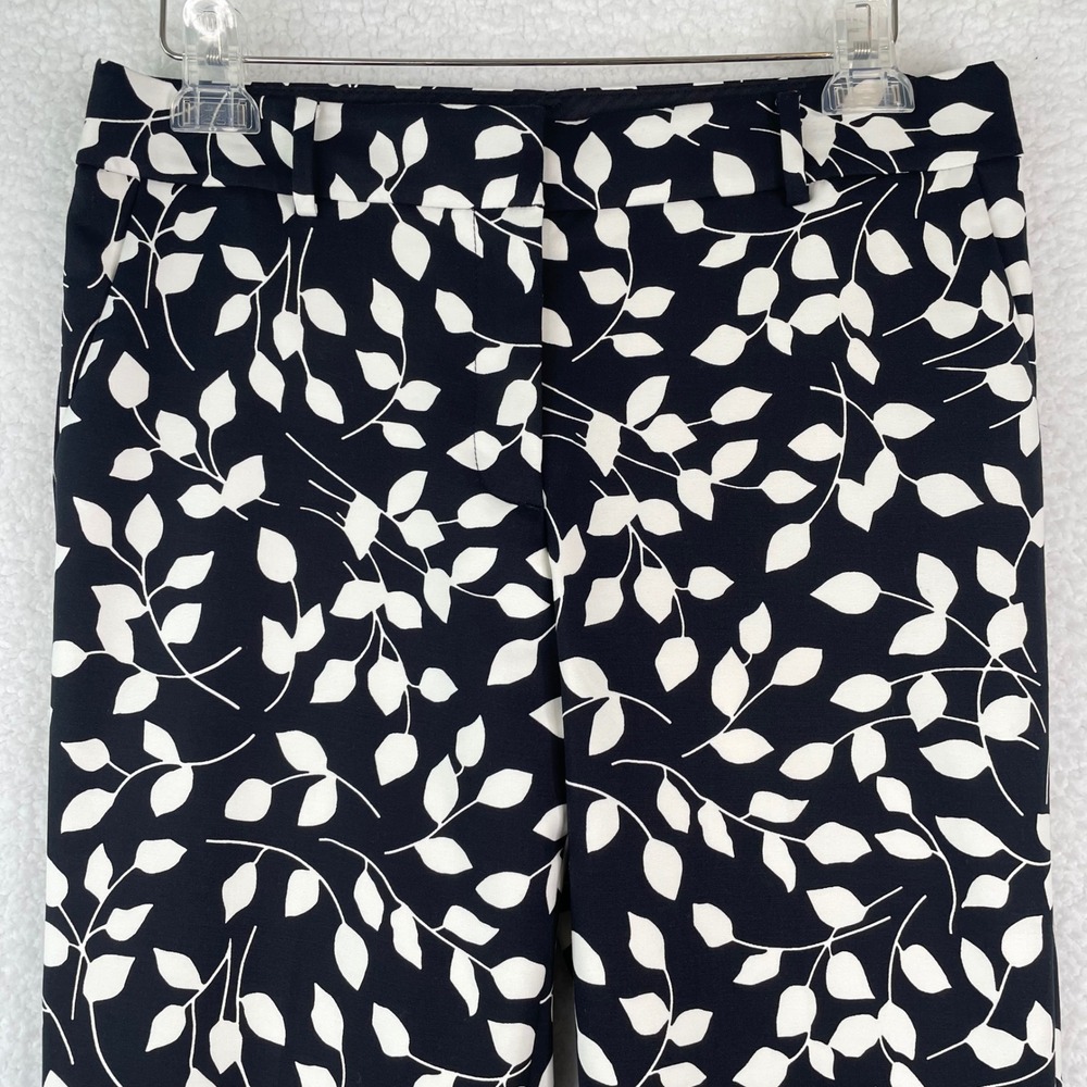 Talbots Hampshire Ankle Pant Womens 8P Black White Leaf Print Slim Stretch Crop - Picture 1 of 12